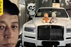 2023年突然爆火的5位素人网红，火得莫名其妙，赚得盆满钵满视频封面