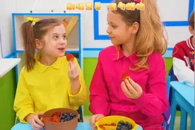 下课铃响了视频封面