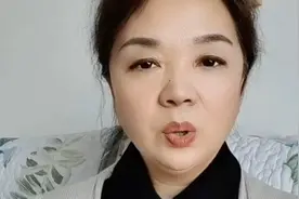 我和老公是重组家庭，我刚生下儿子，他女儿就来了视频封面