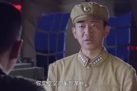 岳振华为什么最后没能升到将军