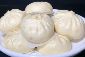 家庭版肉包子的做法，和面调肉馅详细步骤分享，个个松软鲜香好吃