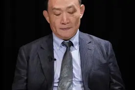 卢麟元：全民的社会保障，钱从哪来？ #财经  #社保#观点视频封面