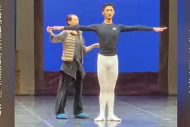 芭蕾舞男演员身材选拔标准，芭蕾舞学校学生亲身示范