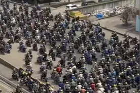 上海江南造船厂工人下班时刻，就这阵仗，美国凭什么跟中国斗？视频封面