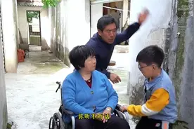 爷爷奶奶管孙子，作为父母的千万不要去插手