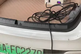 比亚迪秦plus55公里版本露营床车外放电介绍视频封面