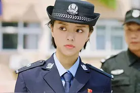 外卖小哥给女孩送了几个月的外卖才发现女孩已经去世半年了视频封面