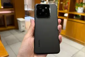 【零售版】小米14开箱，这次的经典应该属于黑色！