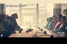 同是清朝割让领土，为何香港澳门能收回，俄国却不愿归还海参崴？视频封面