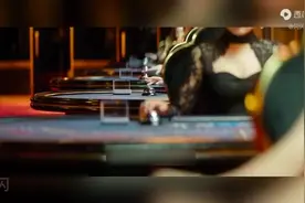 《孤注一掷》删减部分，阿才把仅有的爱给了安娜，唯一的吻戏曝光