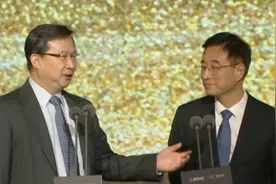 饶毅“开问”王辰：作为洋派医学院代表，啥时候拿《探索奖》？视频封面