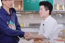 小孙与宇辉惜别，再也看不到这种和谐共处的场景了，回不去的时光视频封面