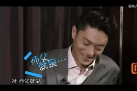 赵丽颖和霍建华一起接受采访，师父面前好可爱的“小骨”视频封面