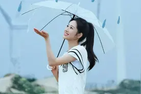 电视剧《树下有片红房子》开播，两大看点值得期待
