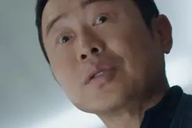 2023韩国最新惊悚片《新常态》6个变态小故事视频封面