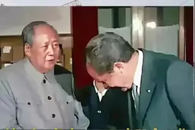 主席运用“别了”二字，寓意深长。