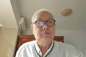 粉丝朋友们都在视频评论区谈谈自己对中国海油的分析和看法。