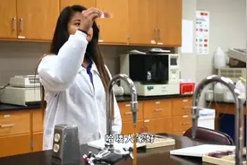 200名乌克兰专家移民中国。视频封面