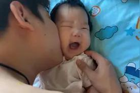 宝宝刚过百天就开始咬我了