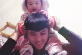 我和我的爸爸妈妈和的时视频封面