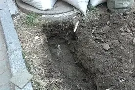 一楼的厨房下水管道独立