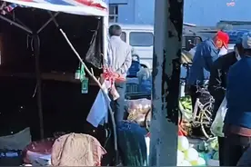 孩子突然回家父母的反应视频封面