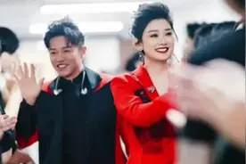 凤凰传奇未解散的原因