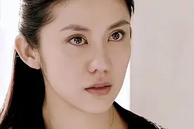 男孩发现了老师的秘密，不料他却对校花如此残忍视频封面