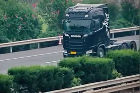 国内首台非营运斯堪尼亚，车主日常代代步视频封面