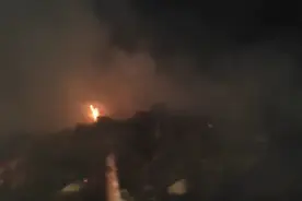 今天福银高速十堰到武汉路上堵车几小时的原因，请注意驾驶安全视频封面