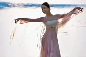 中国古典舞国风《王昭君》完整教学视频，舞姿翩然！视频封面