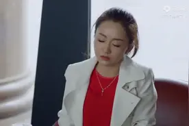 美女内急，小伙还故意吹口哨，害得美女差点尿裤子视频封面