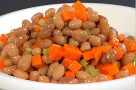 为什么饭店的水煮花生米那么好吃，原来做法这么简单，下酒又下饭视频封面