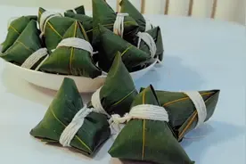 包粽子米到底泡不泡？分享超简单又详细的包法，紧实不松散不漏米视频封面