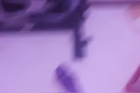 拆小马宝莉卡片，有十元包和两元。视频封面