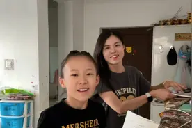 4个人挑战爱自己的一百种方式一个比一个离谱，老公直接都无语了