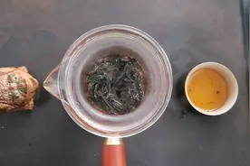 老陈闲谈——床头朝向最佳方位视频封面