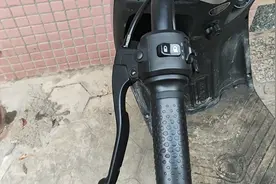 出售个人电动车，雅迪九成新，60V大电池有牌有证视频封面