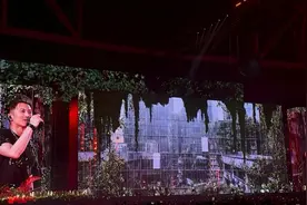 2025年4月24日谢霆锋香港会结束曲《活着Viva》燃起来吧#谢霆锋视频封面