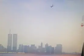 美国911双子楼遭恐怖袭击。