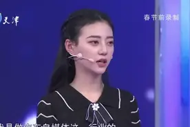 女生外表漂亮 实际邋遢的不行！饭碗一周不洗等男友来洗视频封面