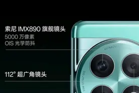 还记得最早喜欢你时，在地球的另一端，翻来覆回听你的语音百遍