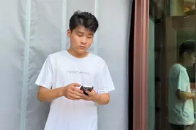 黎明把仅有的钱都给妈妈转过去用于装修，还说把彩礼拿回来视频封面