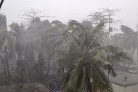 2024年3月29日海南三亚，来了几年从没遇到的大暴雨，