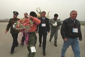 1998年3月23日歼10首飞现场画面，中国从此有了争气机