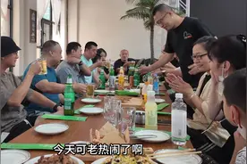 沈阳几个自媒体人小聚，顺便参加AED操作培训，涨了不少见识视频封面