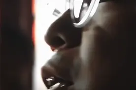 第25集｜“二十八年革命，两千万人牺牲，换来的红旗！”