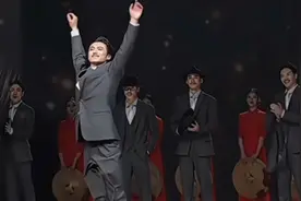 被南丁圈粉了！😍#舞剧海的一半#西装杀#视觉震撼#舞蹈