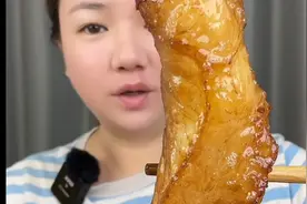 最近迷上了牛胸口，研制一晚上过了油，然后用空气炸锅烤下香