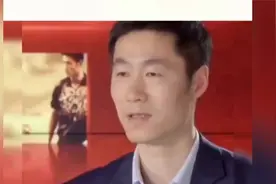 王励勤前脚刚担任乒协主席，他老婆就清空了70万粉丝视频封面